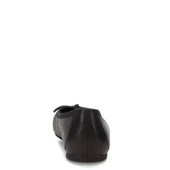 Women's Born, Brin Flat