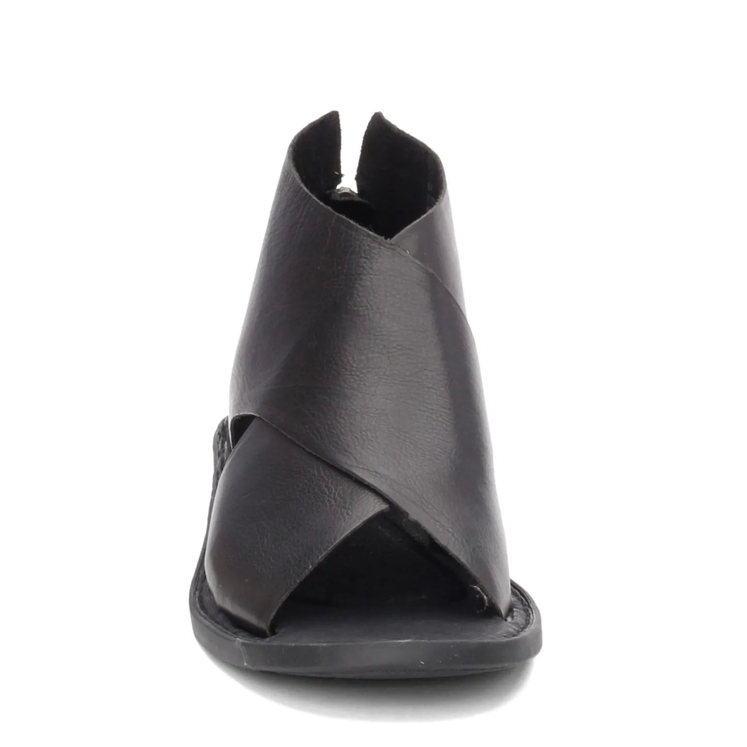 Women's Born, Iwa Sandal