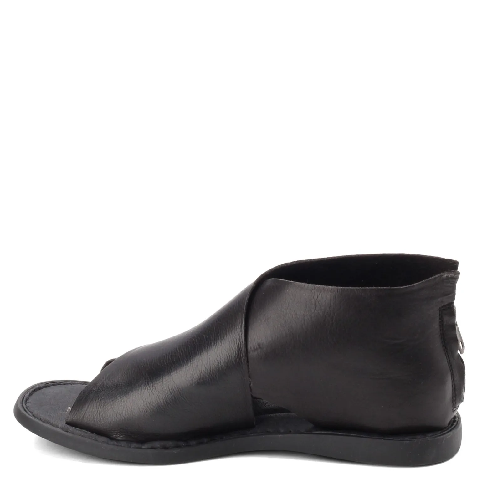 Women's Born, Iwa Sandal