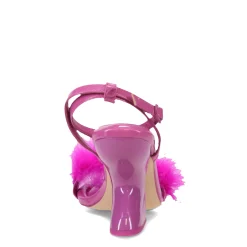 Women's Circus NY, Brenna Sandal