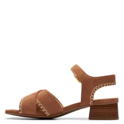 Women's Clarks, Serina 35 Cross Sandal