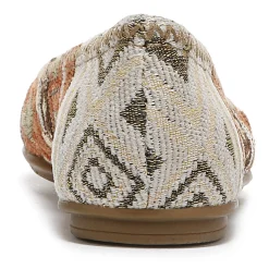 Women's Zodiac, Sonia Flat